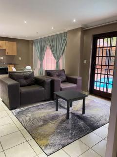 The N1 Farm Place - 6