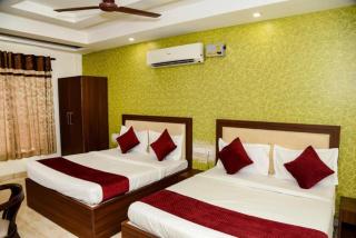 Hotel Grand In Vaishali - 2