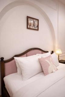 Laverne Boutique - 03 Huỳnh Khương Ninh - 2