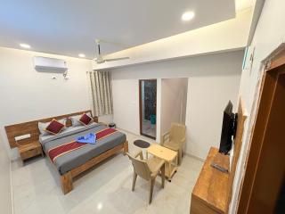 Mountain View With Greenery Comforts - 8