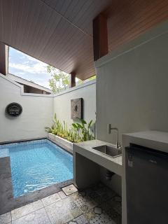 The Reward Villas Kerobokan - 8