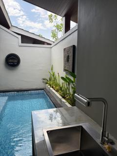 The Reward Villas Kerobokan - 1