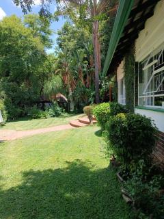 Family Garden Retreat Near Sandton - 7
