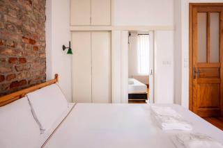 Charming 2BD2Bath Galata Tower Unique Home! #409 - 7