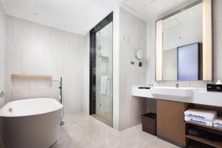 Hilton Garden Inn Haikou Haidian Island - 1