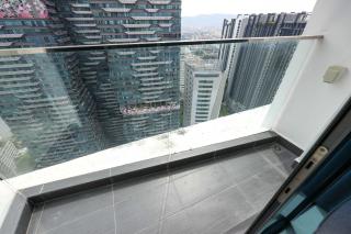 Reizz Residence by Greenhome - 6