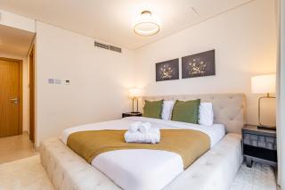 Full Sunset Canal Views - Amazing Apartment in the Heart of Al Reem - 5 min from Cleveland, Galleria, ADGM - 2