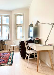 Picturesque Area in Helsinki Center Apartment - 3