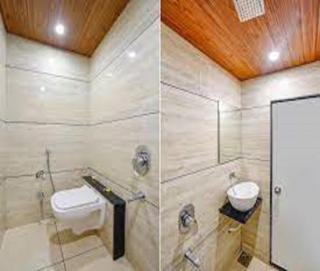 Hotel The Canvas International Near Delhi Airport - 1