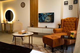 Gold Crest Business Stay Apartments - Near Lahore Airport - 2