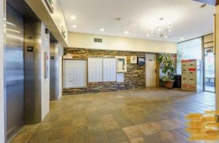 Downtown River Valley Condominium Male Accommodation Central Edmonton Non Smoking - 2