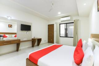 Hotel O Navasari Bus Terminal Formerly Jay Shankar - 8