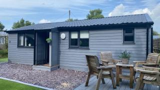 2 bedroom modern cabin near snowdonia national park - 0