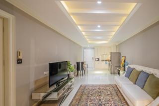 Best River View - Newly Renovate in Great Location - 9