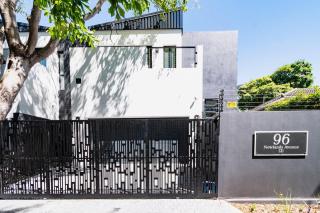 Luxurious Family home in Newlands with Pool - 5