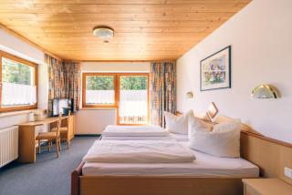 Pension Sattelkopf - Sankt Anton am Arlberg - 3