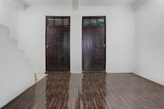 SPOT ON by OYO Hotel Sunrise - 9