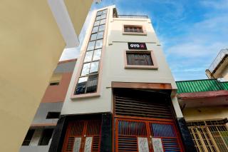 SPOT ON by OYO Hardik Palace - 8