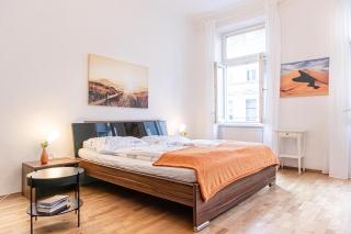 Elegance 2 BR Apt At Vienna's Center City - 5