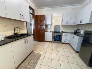 Ary Homestay Nyali- 1 Bedroom Behind City Mall - 8