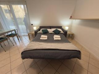 Garden Apartment- Near Lake Como - 3