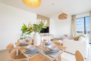 Unique Luxury - Saadiyat 2 BDR - Designer's Dream - 5 min walk from NYU - 5 min from Louvre, Zayed Museum, Mamsha - 8