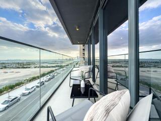 Unique Luxury - Saadiyat 2 BDR - Designer's Dream - 5 min walk from NYU - 5 min from Louvre, Zayed Museum, Mamsha - 5