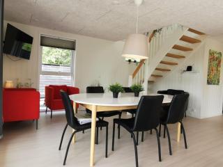 6 Person Holiday Home in sterby Ls - 6