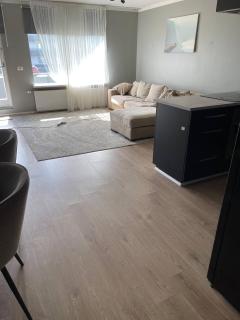 Cozy Shared Flat in Heart of Iceland near airport - 1