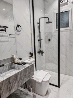 مدنايت -midnight - 6