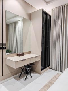 مدنايت -midnight - 7