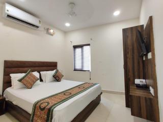 HOTEL CLASSIC COMFORT inn 100 METER FROM GOLDEN TEMPLE - 8