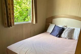 Seaside Lodge Haven in St Osyth - 6