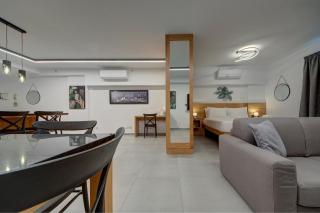 Central 1BR Studio Near St Julians Hotspots with AC by 360 Estates - 3