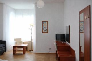 Residence Dykova - former Pension Jana, Domov Mládeže - 2