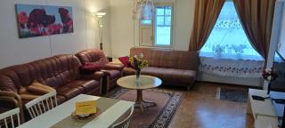 FAMILY DELUXE - SLEEP WELL! Very quiet night - Queensize good quality twinbed and second bedroom 2 single beds- Spacious 60m2 - supermarket Prisma and restaurang only 200m - ski rental and trail - tea and coffee - towels - 0