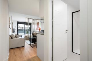 Elite Business Stays Private Terrace & Gym - 2