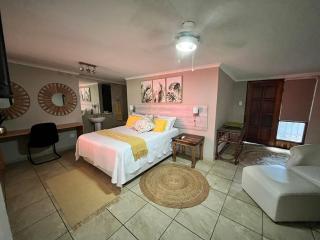 Waterglen Guest Lodge - Rustenburg - 8