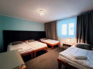 Domki OSiR - centrum, parking - 8