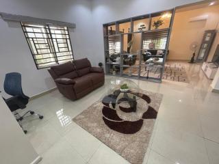 Havillah Court, Regent - 7