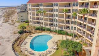 512 Seascape by AvantStay Oceanfront Condo on the Beach Community Pool Access - 8