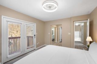 Cincinnati 3BR Retreat, Sleeps 8, Near Downtown - 7