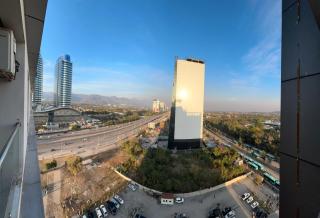 Elysium Apartment Studio and One Bedroom with Mountain and Centaurus Mall View Islamabad By LMY - 9