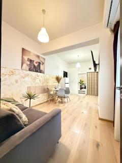 Luxury Lazar Towers Palas Mall Area - 8