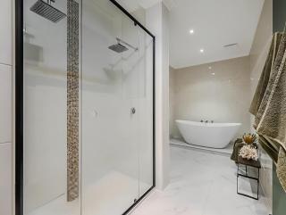 Heart of Hobart- Luxury exclusive stay - 6