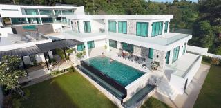 Luxurious 5-Bedroom Villa overlooking Pattaya City - 0