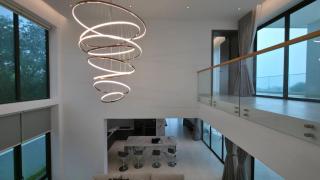 Luxurious 5-Bedroom Villa overlooking Pattaya City - 2