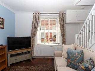 Kenny cottage - 1 The Court - 2