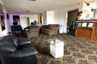 Hotel O Super Value Inn Richland - 3