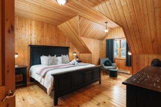 Serenity Private Hot Tub Sauna, Pool, Fiddler Lake - 4